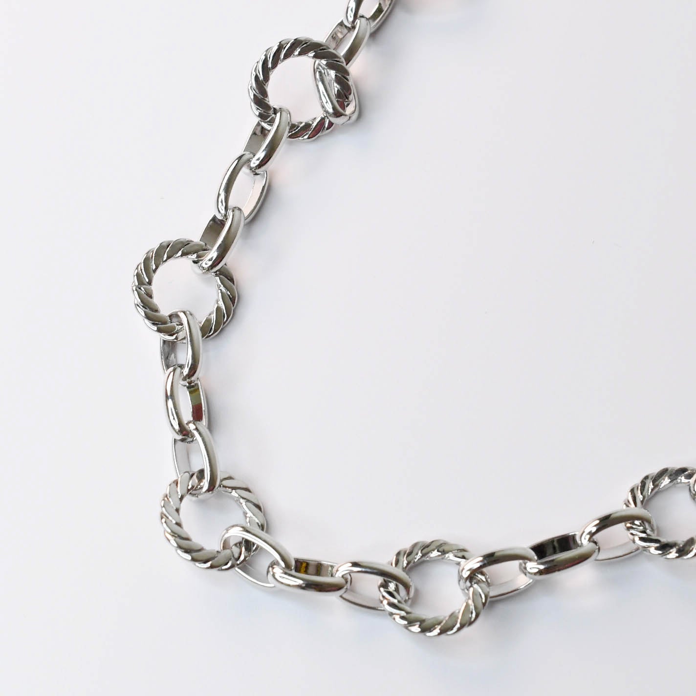 Silver Circle Chain Link Necklace M6