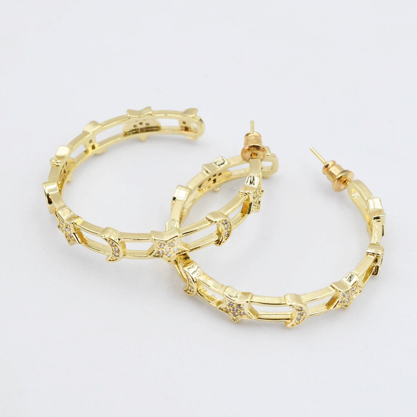 Star Moon Gold Hoop E21