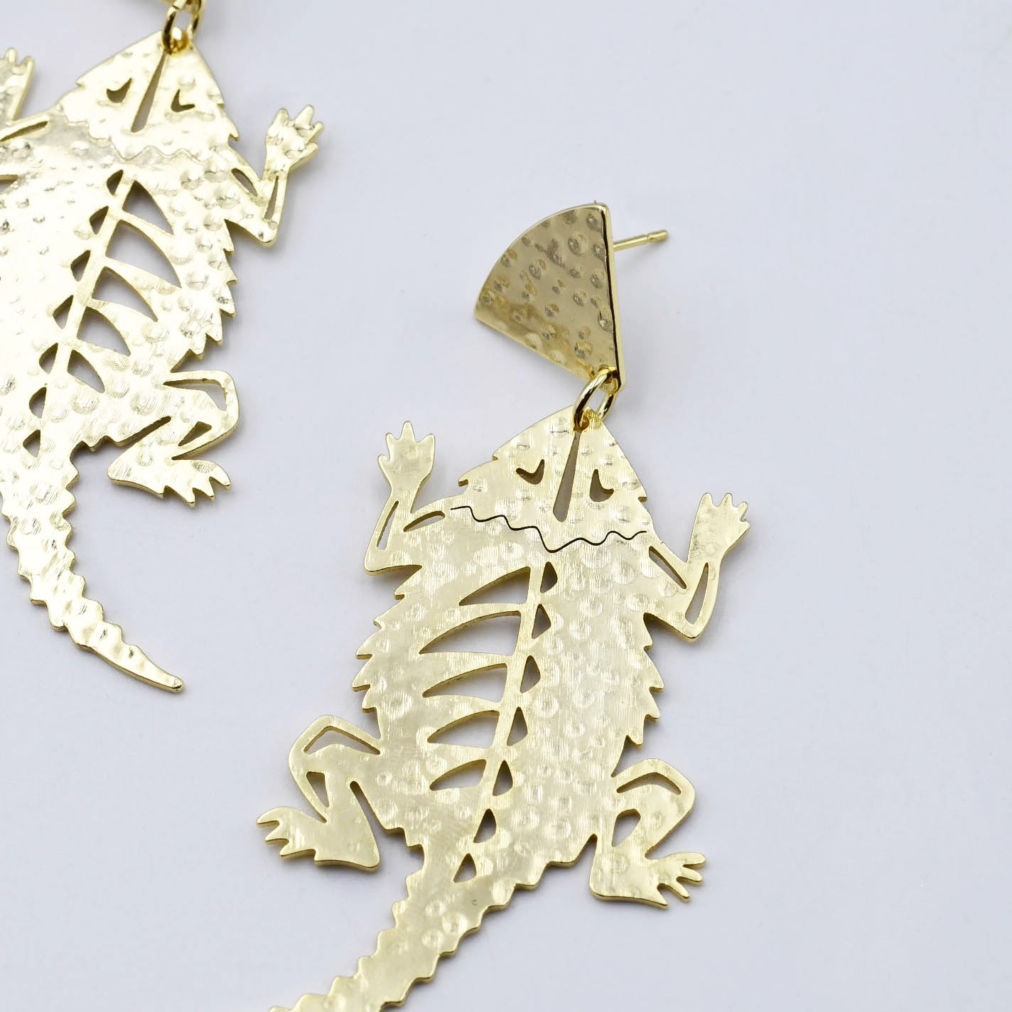 TCU Hornfrog Earrings Gold T28