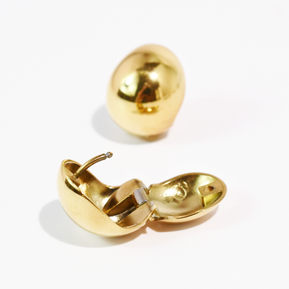 The Belle Stud Gold Waterproof