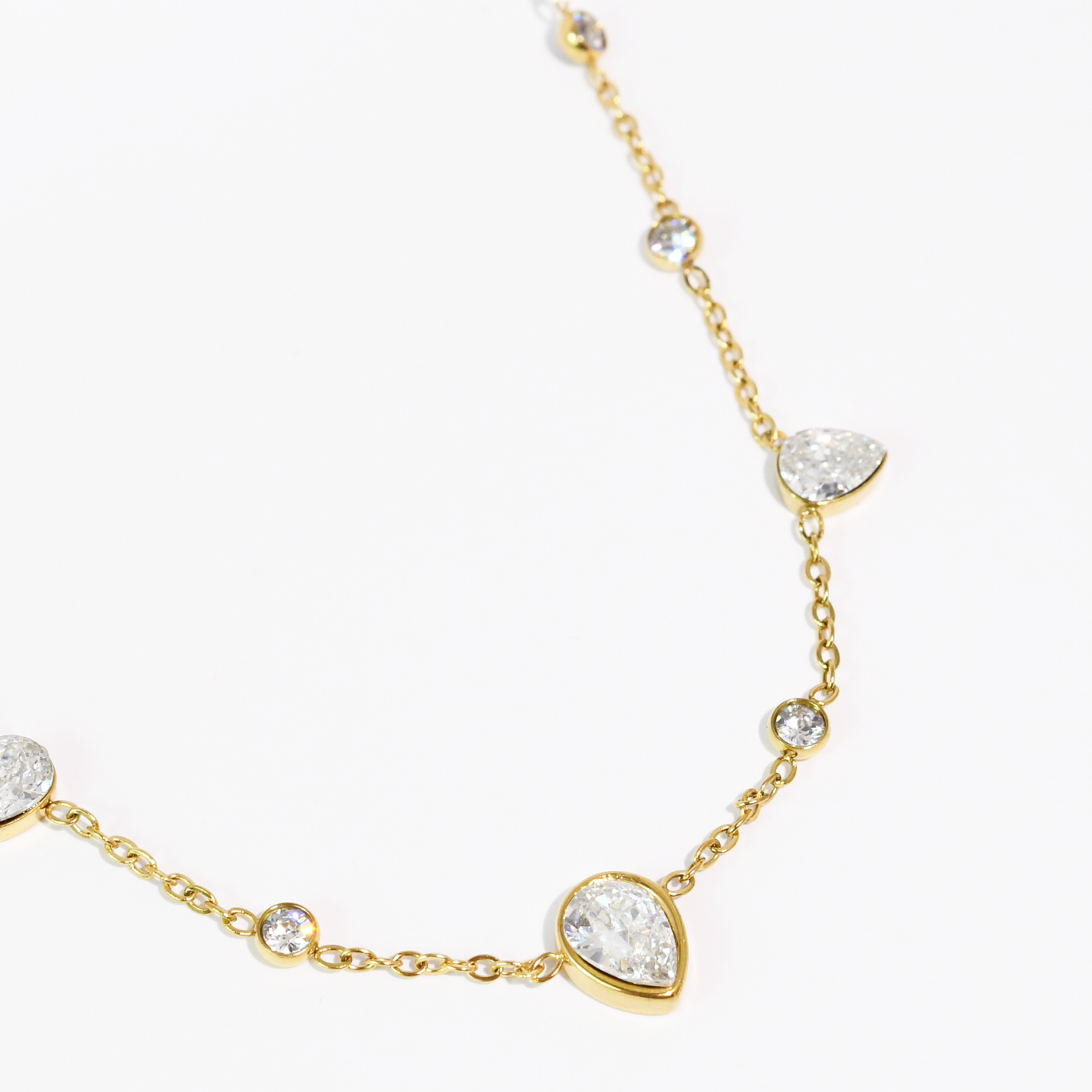 Tiny Muse Waterproof Necklace