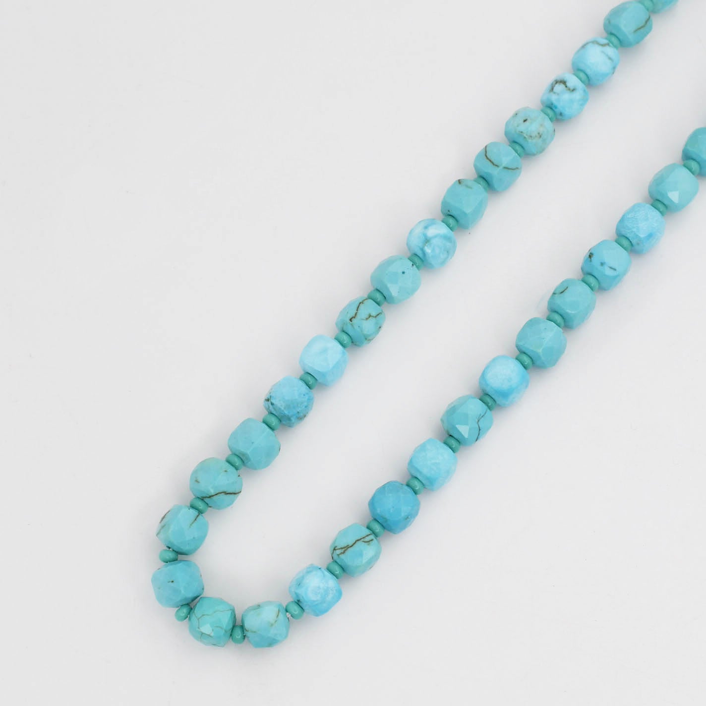 Turquoise Gemstone N47