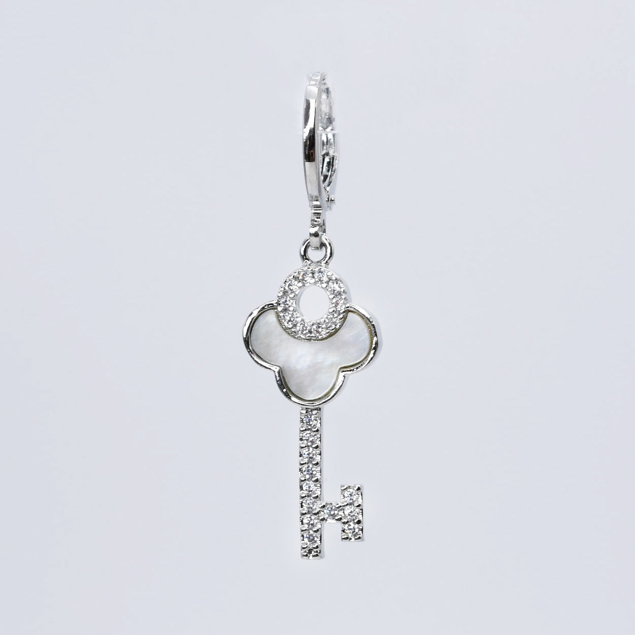 Twinkle Key Silver Charm CH-390