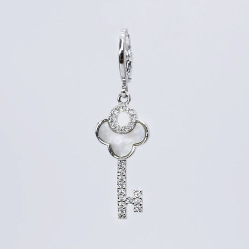 Twinkle Key Silver Charm CH-390