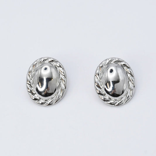 Vintage Lush Silver Stud