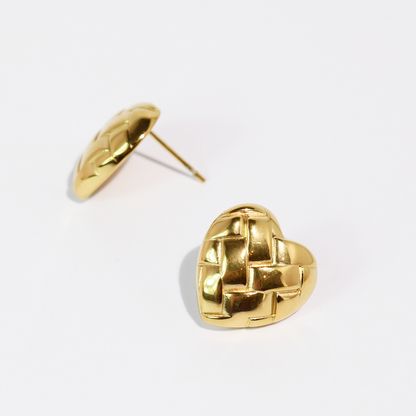 Woven Love Stud