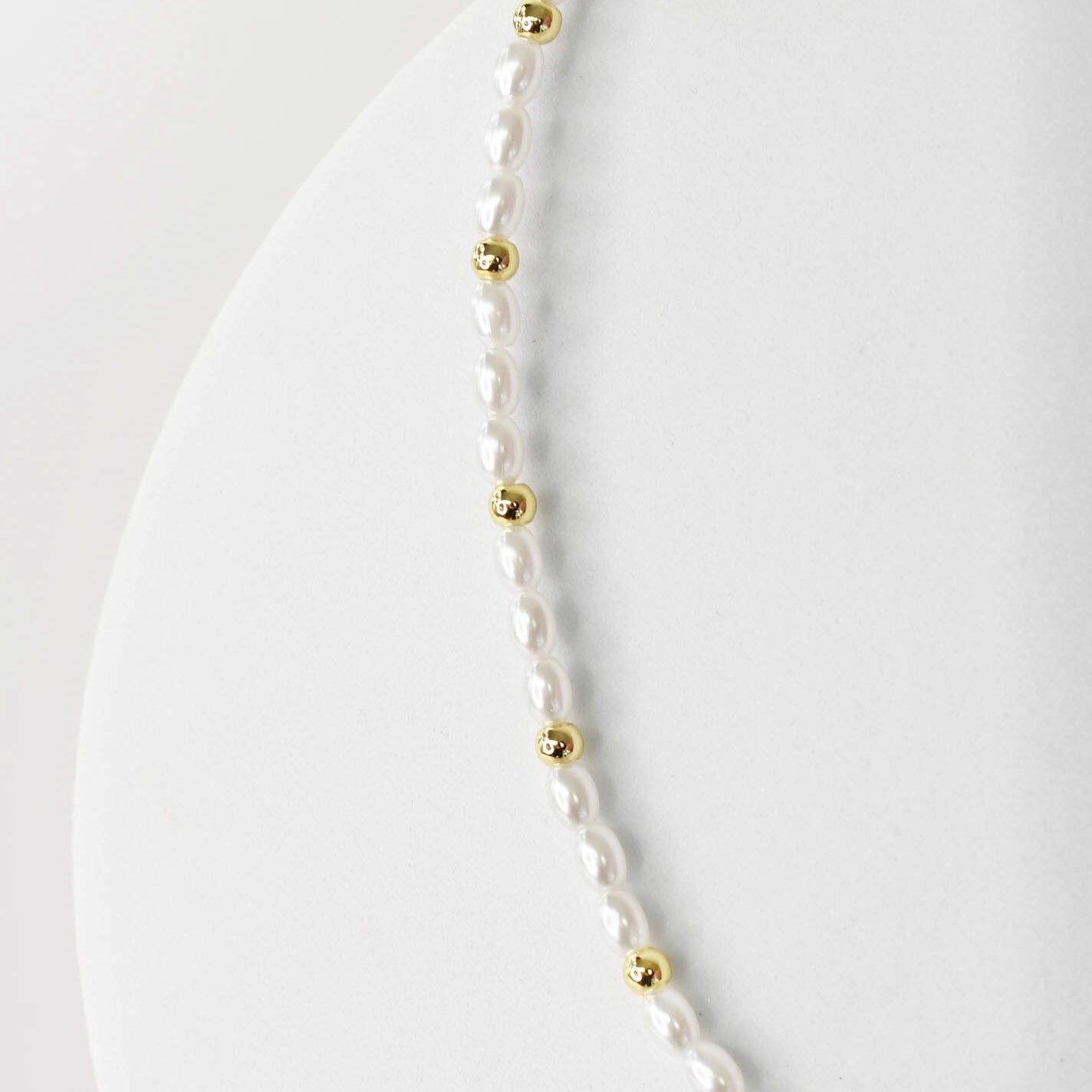 Dainty Pearl Chocker I-24