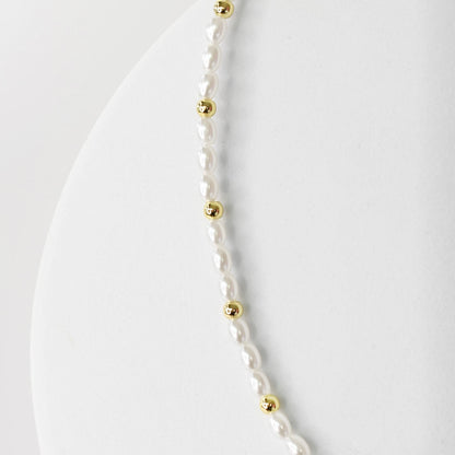 Dainty Pearl Chocker I-24