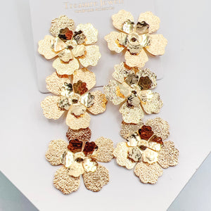Triple Flower Gold Earrings A1