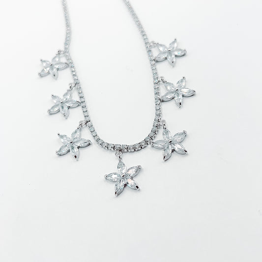 Multi Crystal star Silver K7