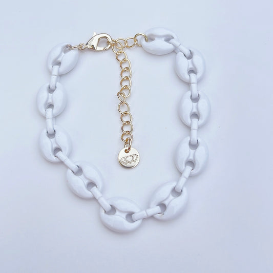 G white Bracelet O39